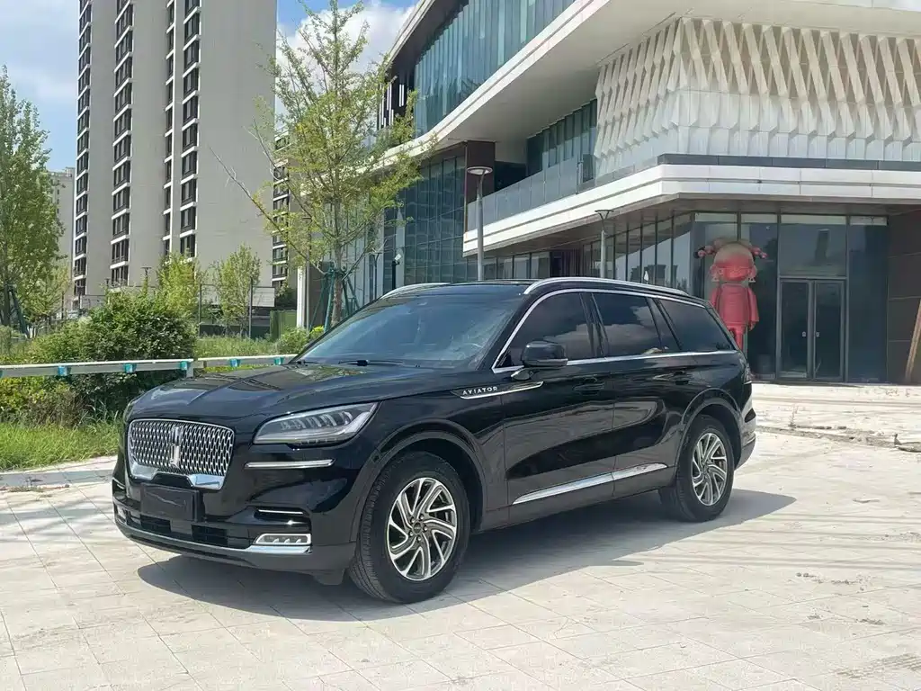 Lincoln Aviator 2021 — фото 1