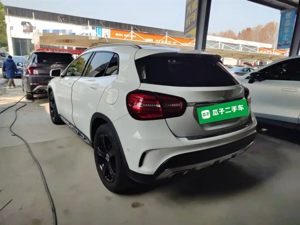 Mercedes-Benz GLA 2019