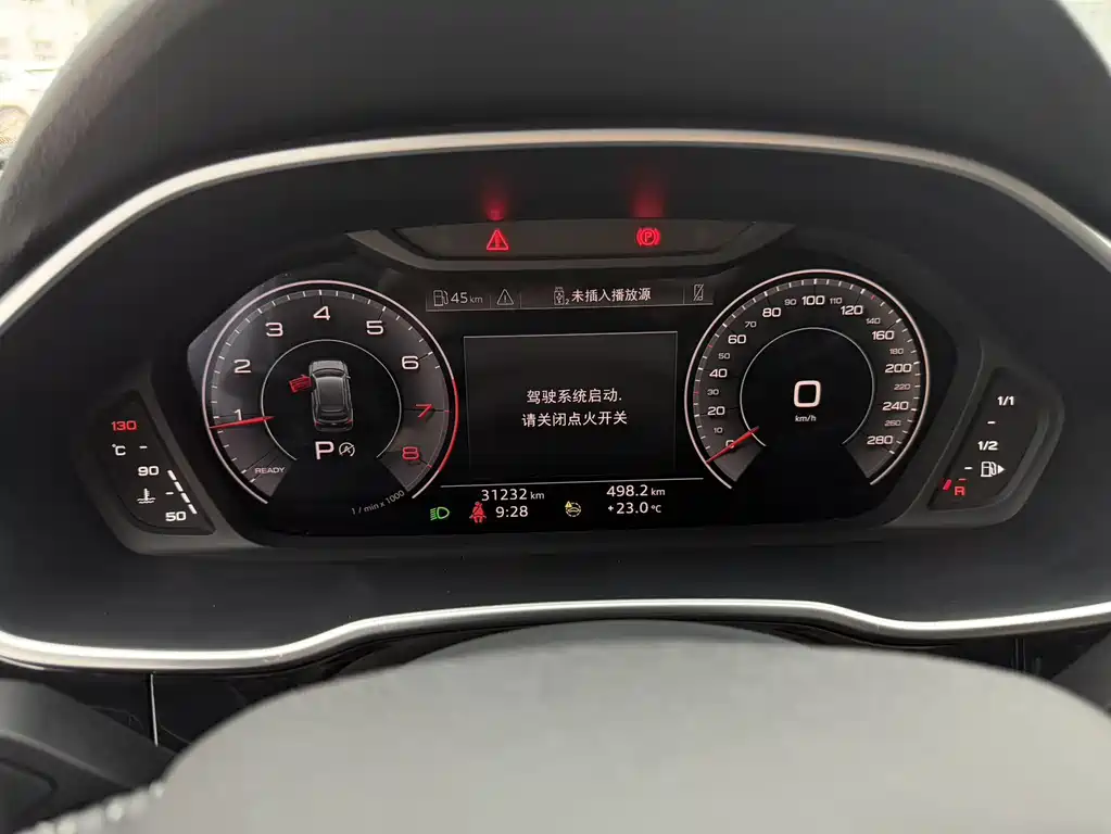 Audi Q3 2022 — фото 18