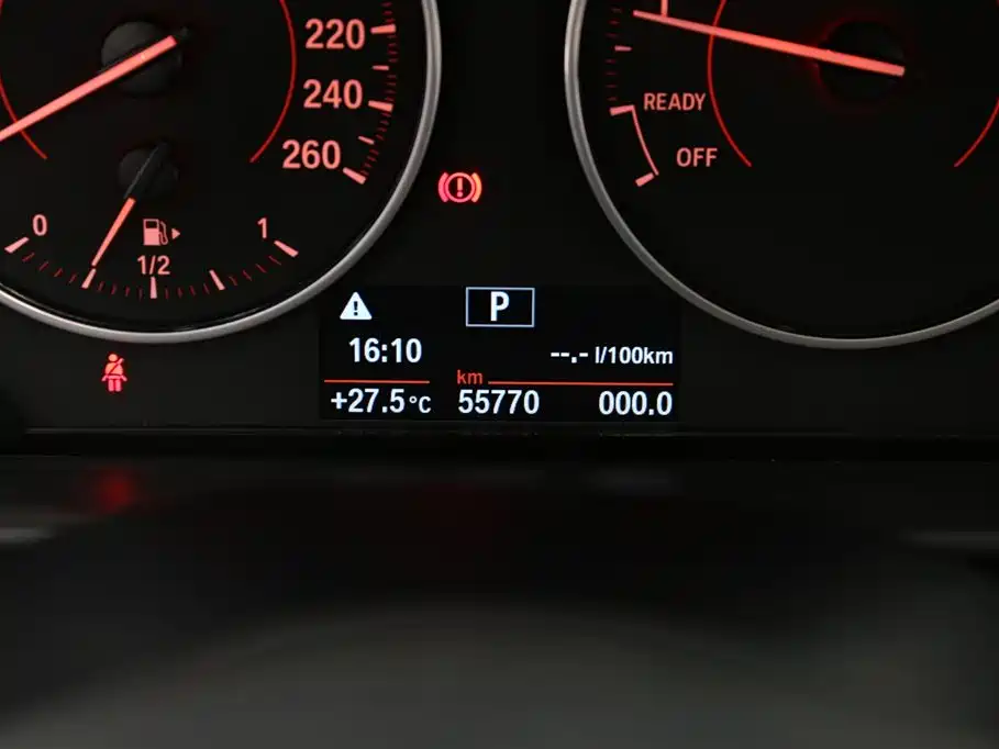 BMW 1 Series 2015 — фото 14