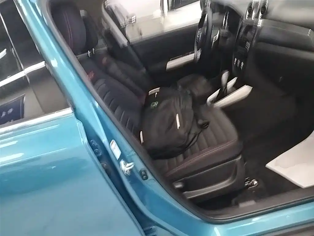 Suzuki Vitara 2016 — фото 25