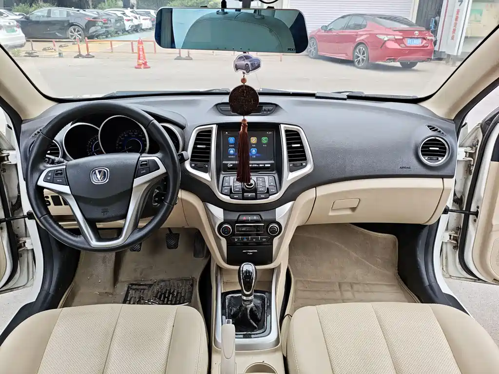 Changan Eado 2015 — фото 11