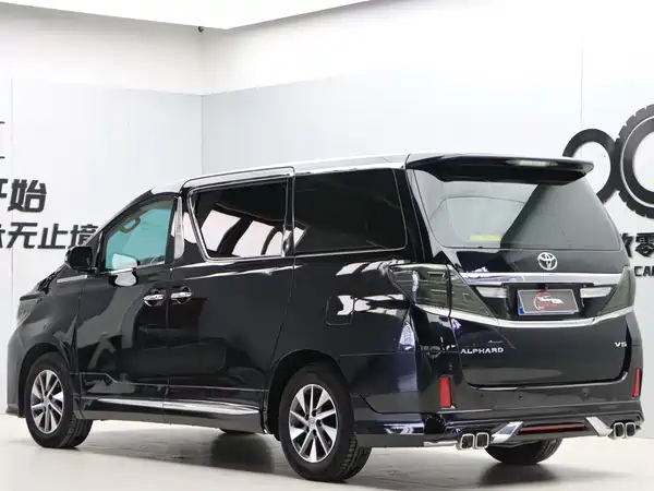 Toyota Alphard 2015