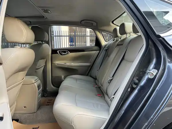 Nissan Sylphy 2013