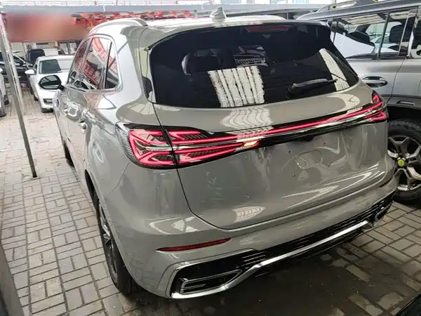 Hongqi HS5 2023