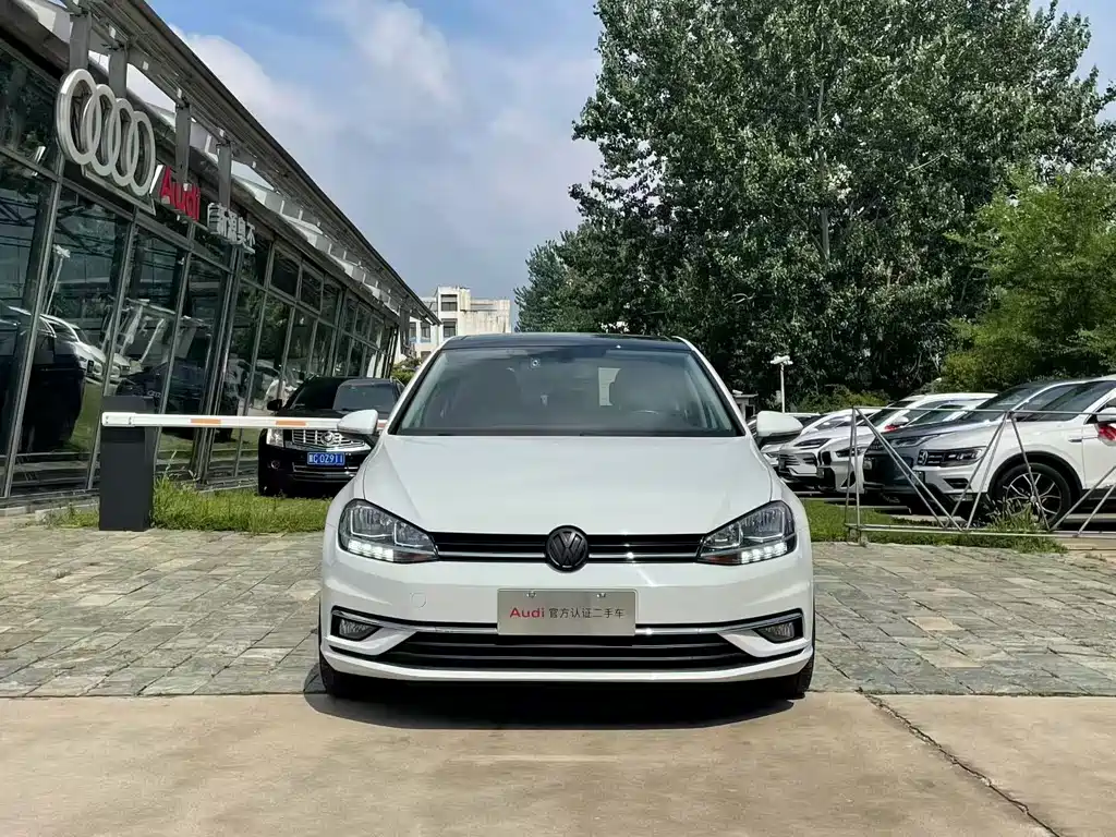 Volkswagen Golf 2020
