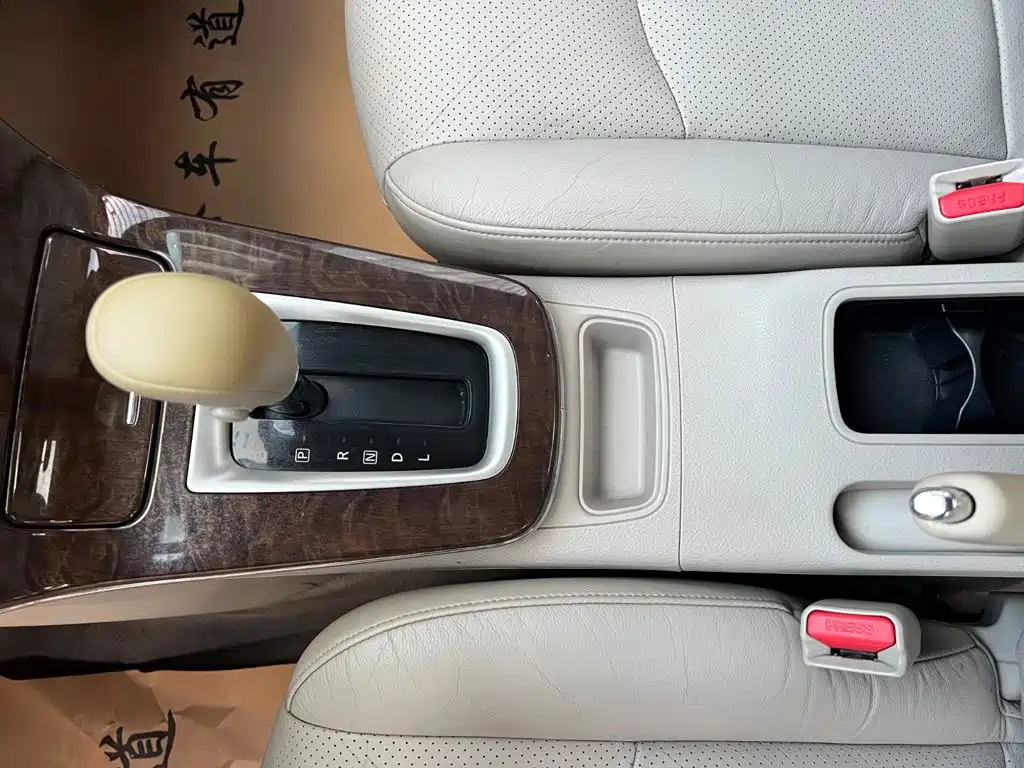 Nissan Sylphy 2013 — фото 13
