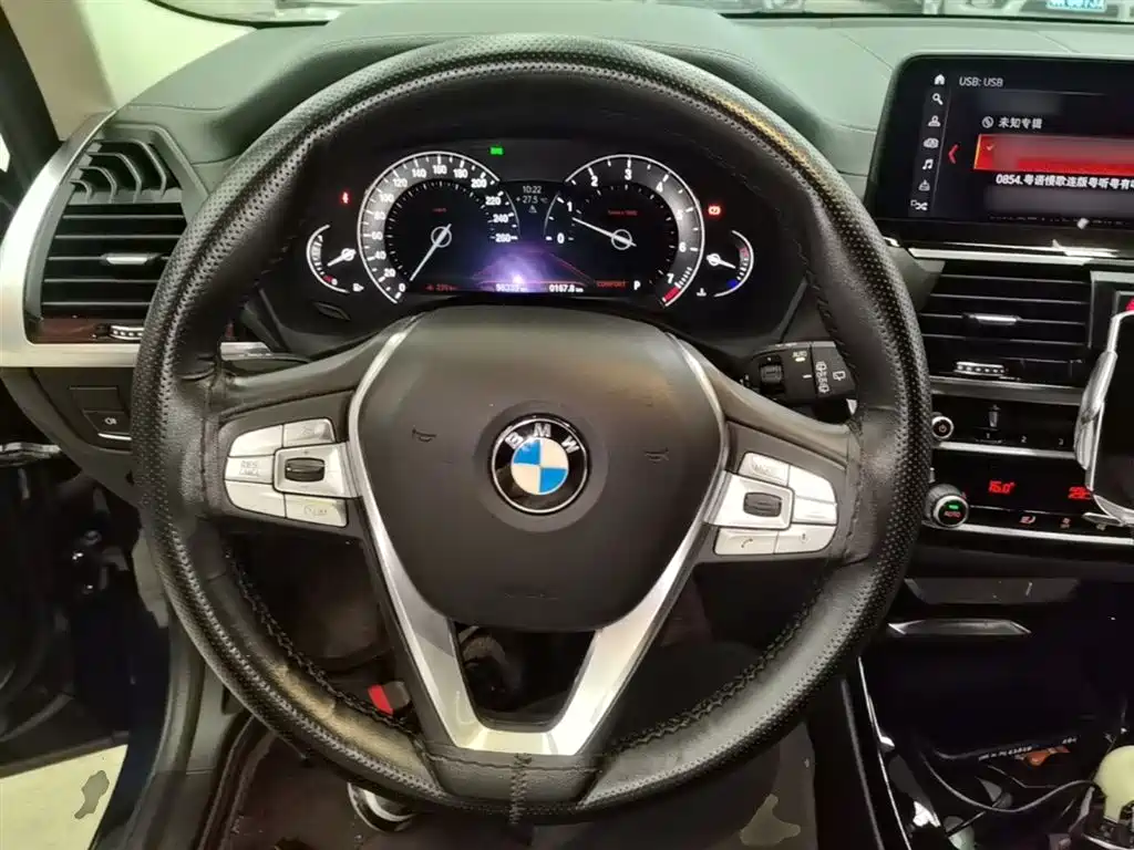 BMW X3 2019 — фото 11