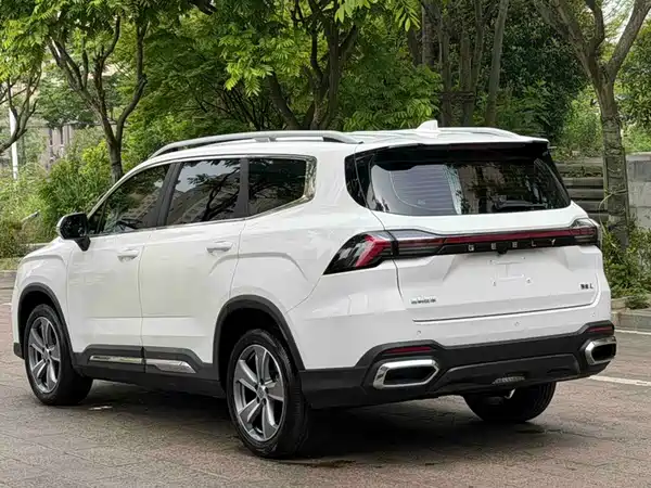 Geely Haoyue L 2023