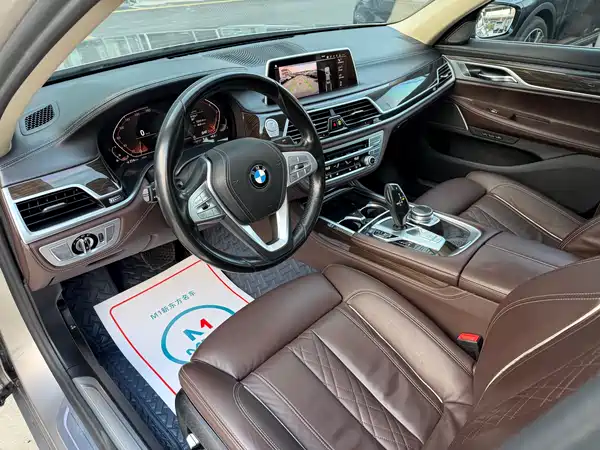 BMW 7 Series 2019