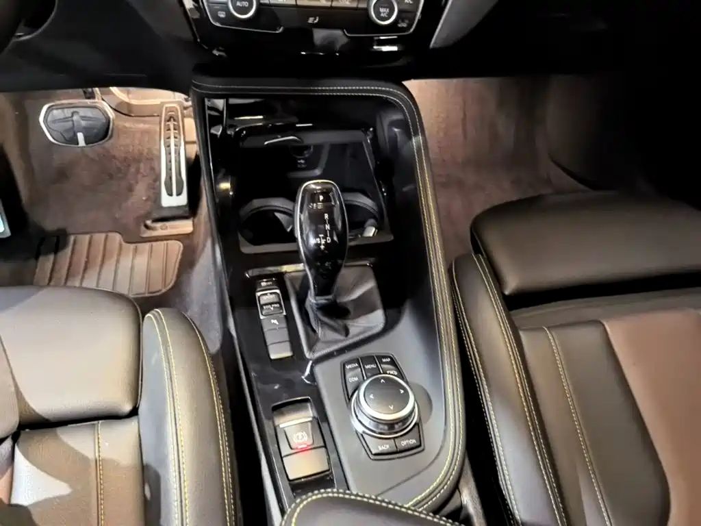 BMW X2 2023 — фото 14