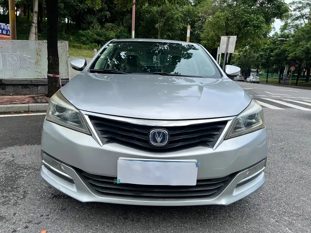Changan Yuexiang V7 2015 — фото 2