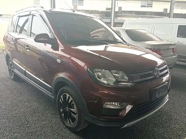 Dongfeng Scenery 370 2017