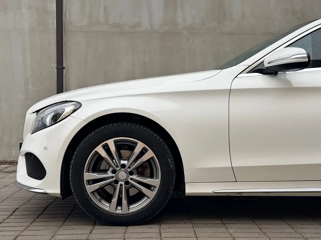 Mercedes-Benz C-Class 2017 — фото 9