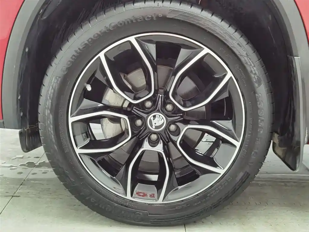 Skoda Kodiaq GT 2020 — фото 17