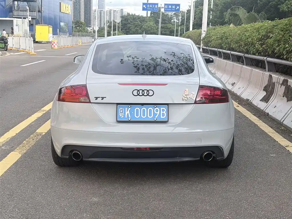 Audi TT 2011
