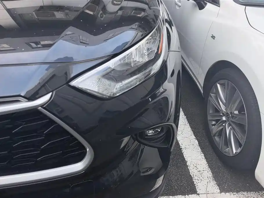 Toyota Highlander 2023