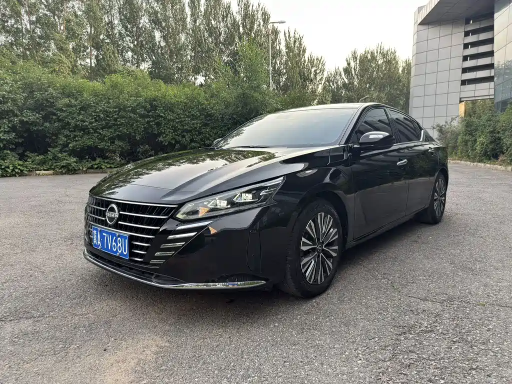 Nissan Teana 2024