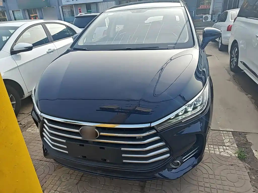 BYD MAX 2018