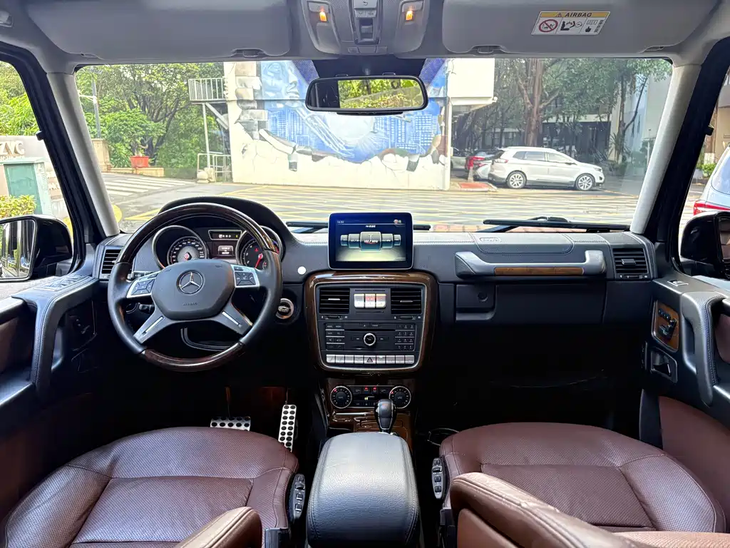 Mercedes-Benz G-Class 2018 — фото 18