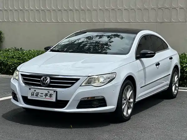 Volkswagen CC 2011