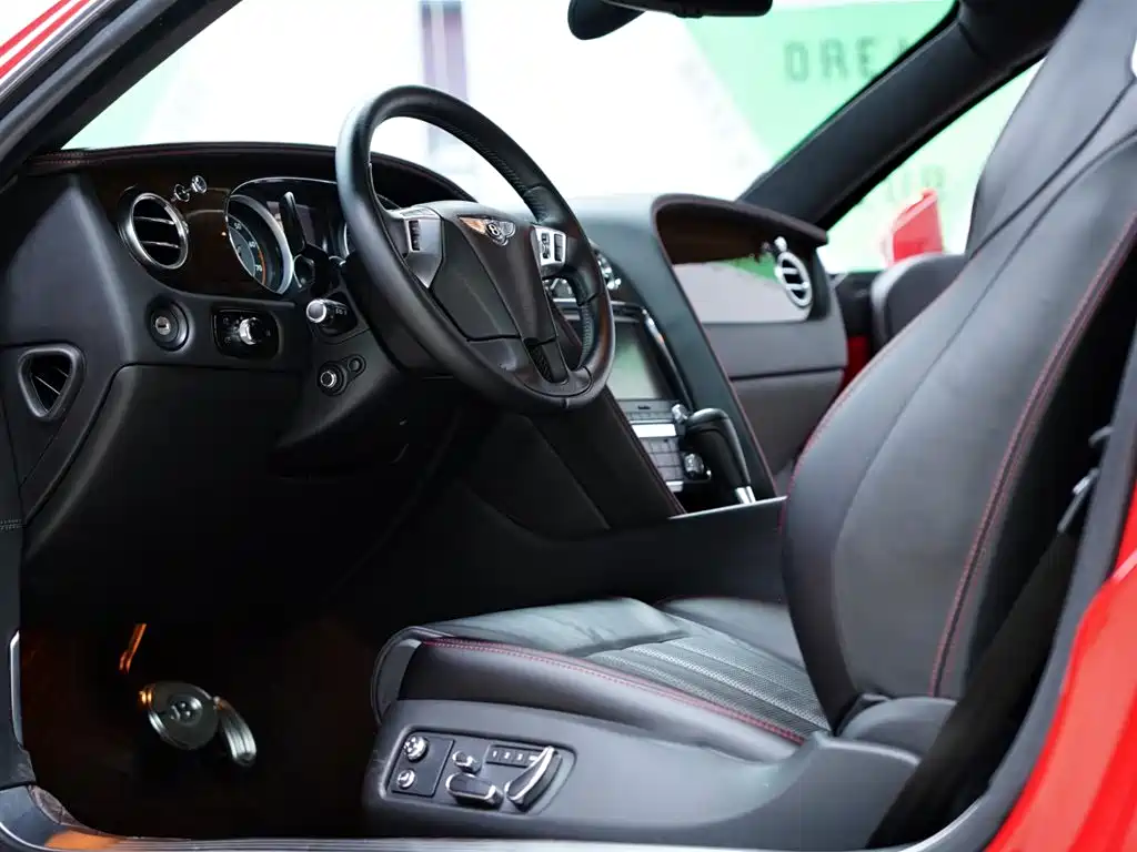 Bentley Continental 2013 — фото 22