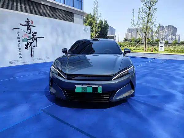BYD Han L 2025