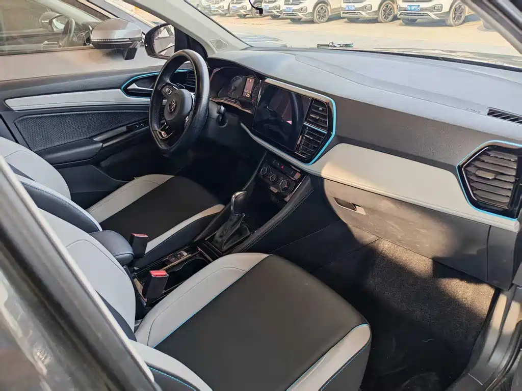Jetta VS5 2022