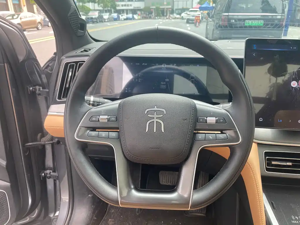 BYD Song L DM-i 2025 — фото 12