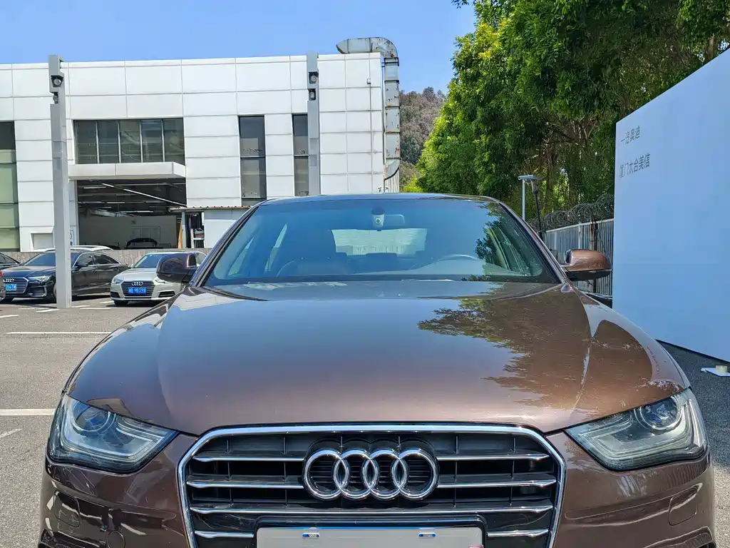 Audi A4L 2016 — фото 10