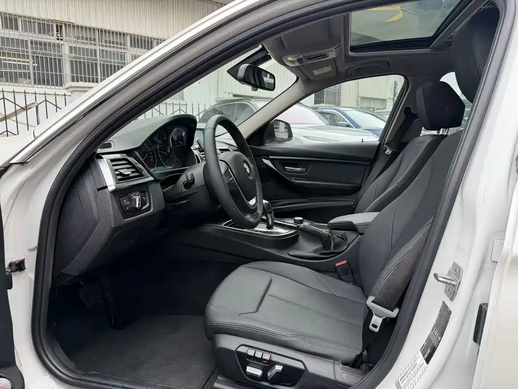 BMW 3 Series 2017