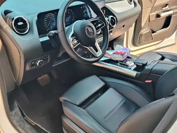 Mercedes-Benz GLA 2021