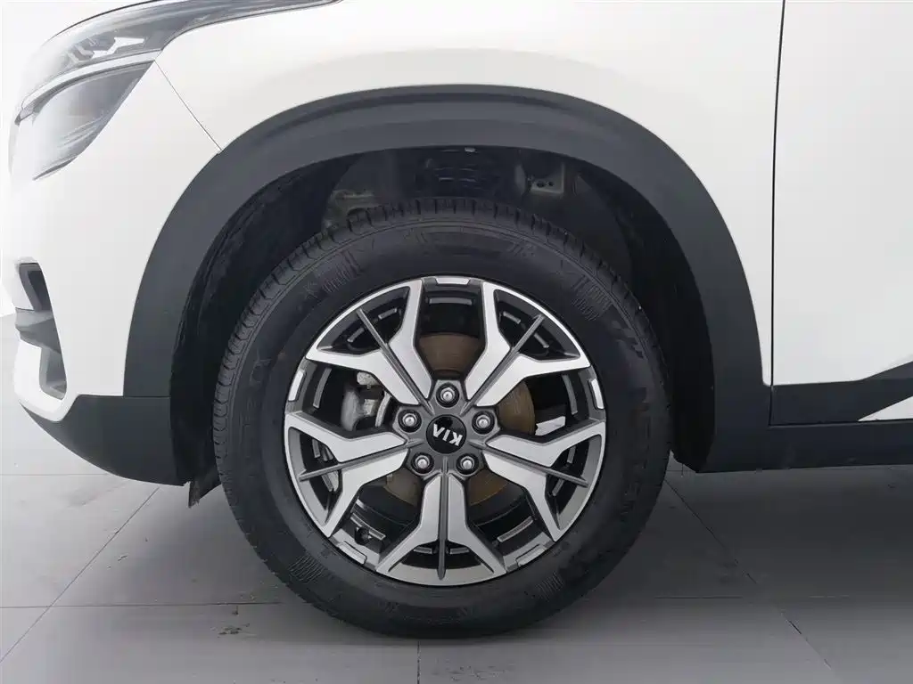 Kia KX3 Proud Running 2021 — фото 17
