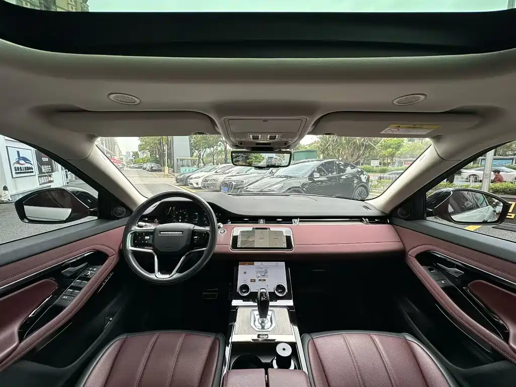 Land Rover Evoque 2023 — фото 8