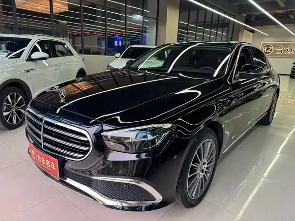 Mercedes-Benz E-Class 2022