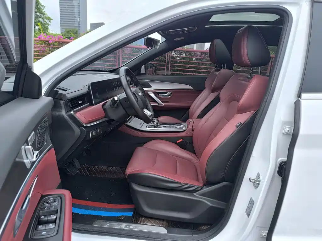 Jetour X70 PLUS 2023 — фото 10