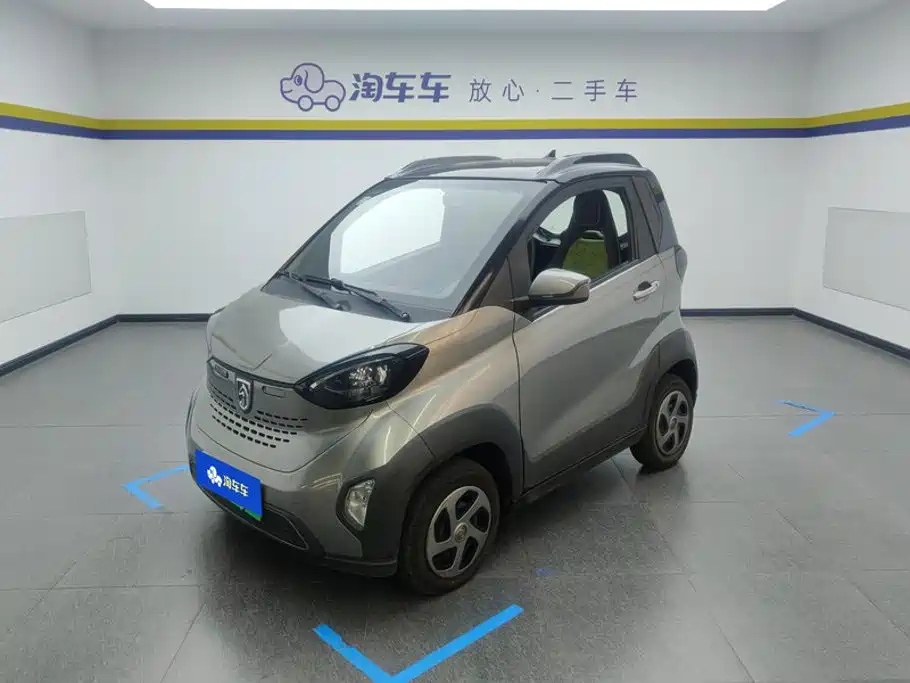 Baojun E100 2018 — фото 1
