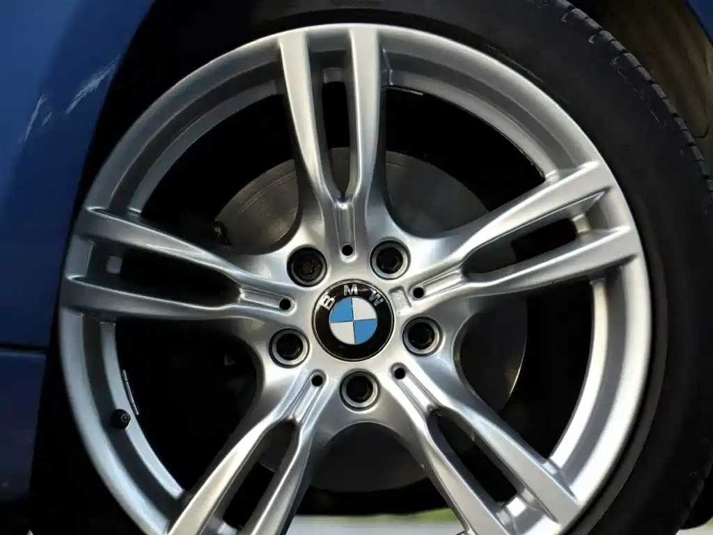 BMW 3 Series 2016