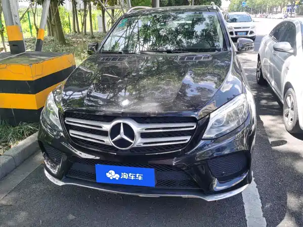 Mercedes-Benz GLE 2016