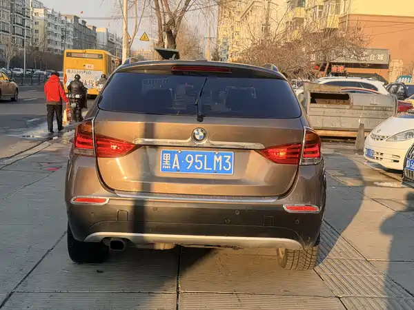 BMW X1 2012