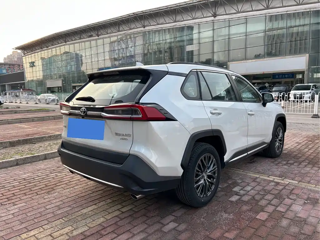Toyota Wildlander 2023