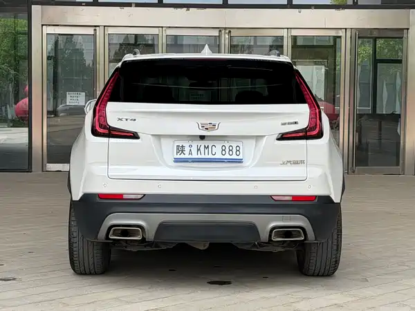 Cadillac XT4 2021