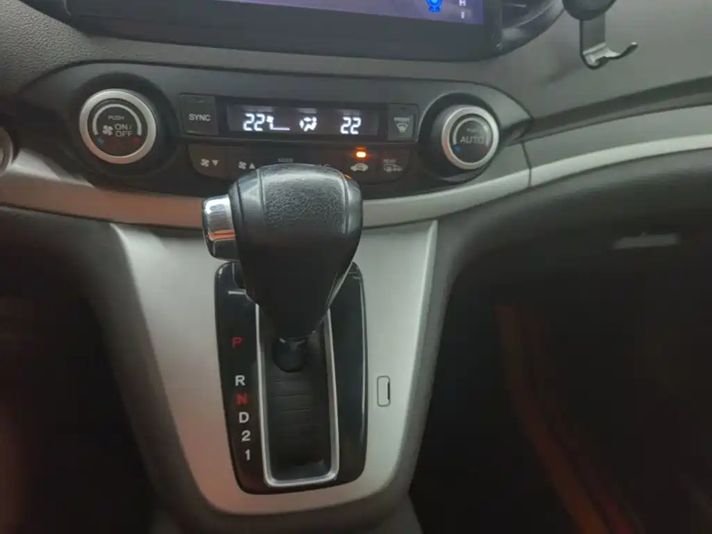 Honda CR-V 2015 — фото 14
