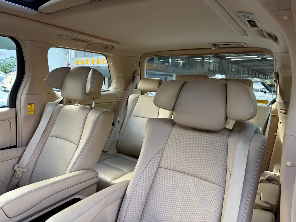 Toyota Alphard 2014 — фото 21