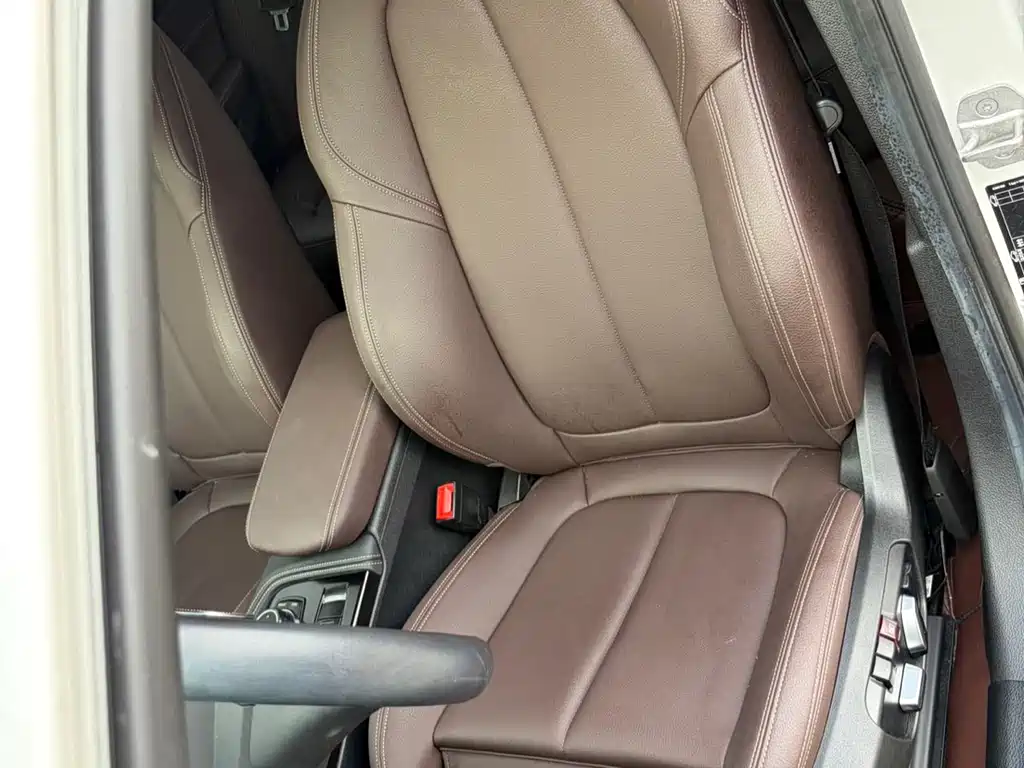 BMW 1 Series 2022