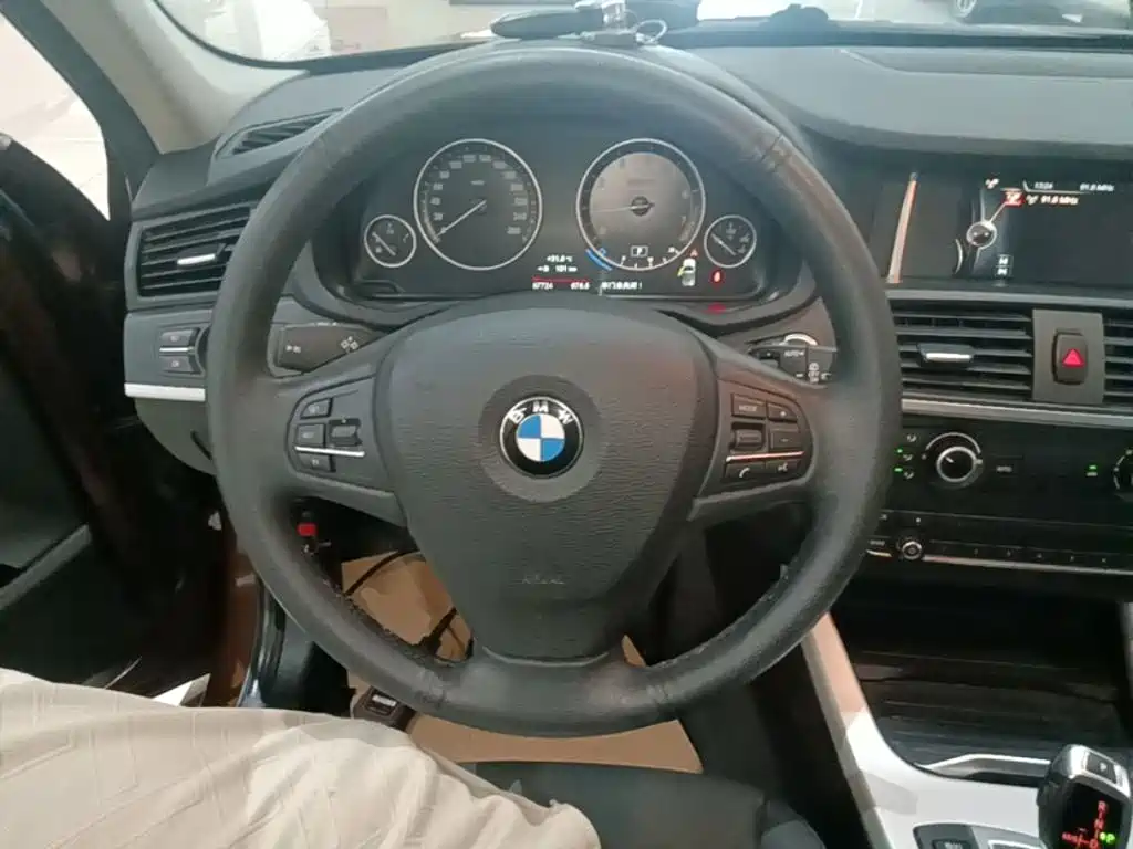 BMW X3 2016 — фото 11