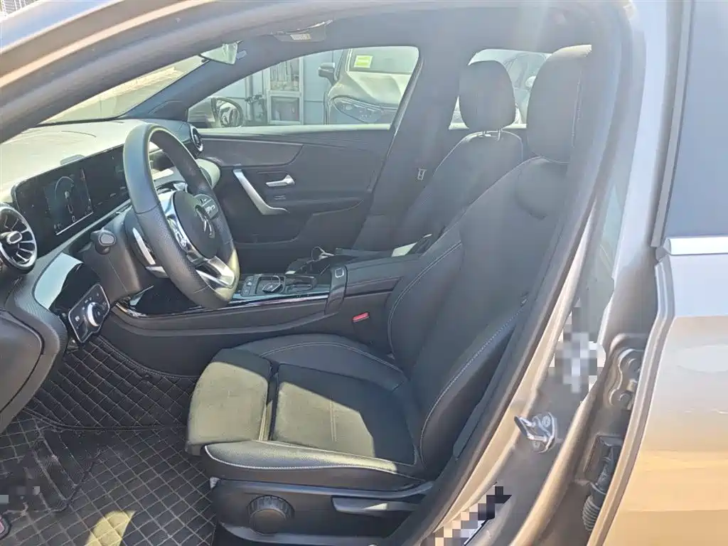 Mercedes-Benz A-Class 2020 — фото 22