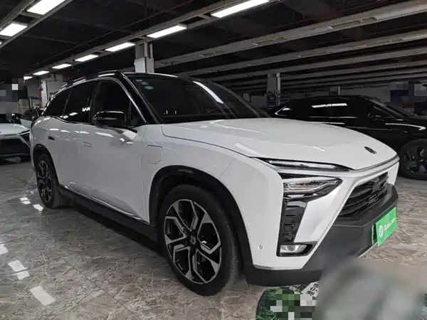 NIO ES8 2020