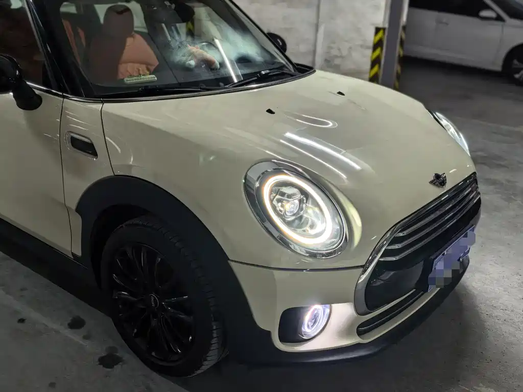 MINI Clubman 2018 — фото 14