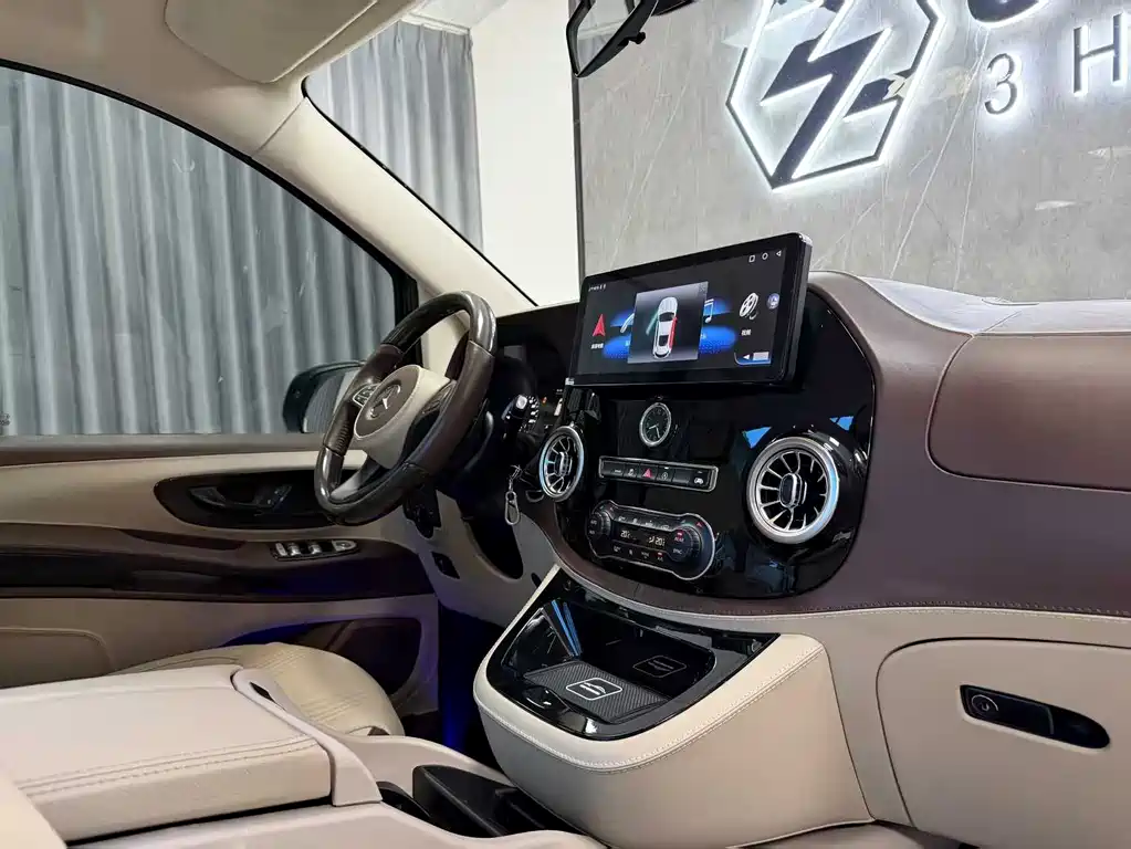 Mercedes-Benz Vito 2022 — фото 14